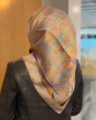 AKER SURA İPEK EŞARP