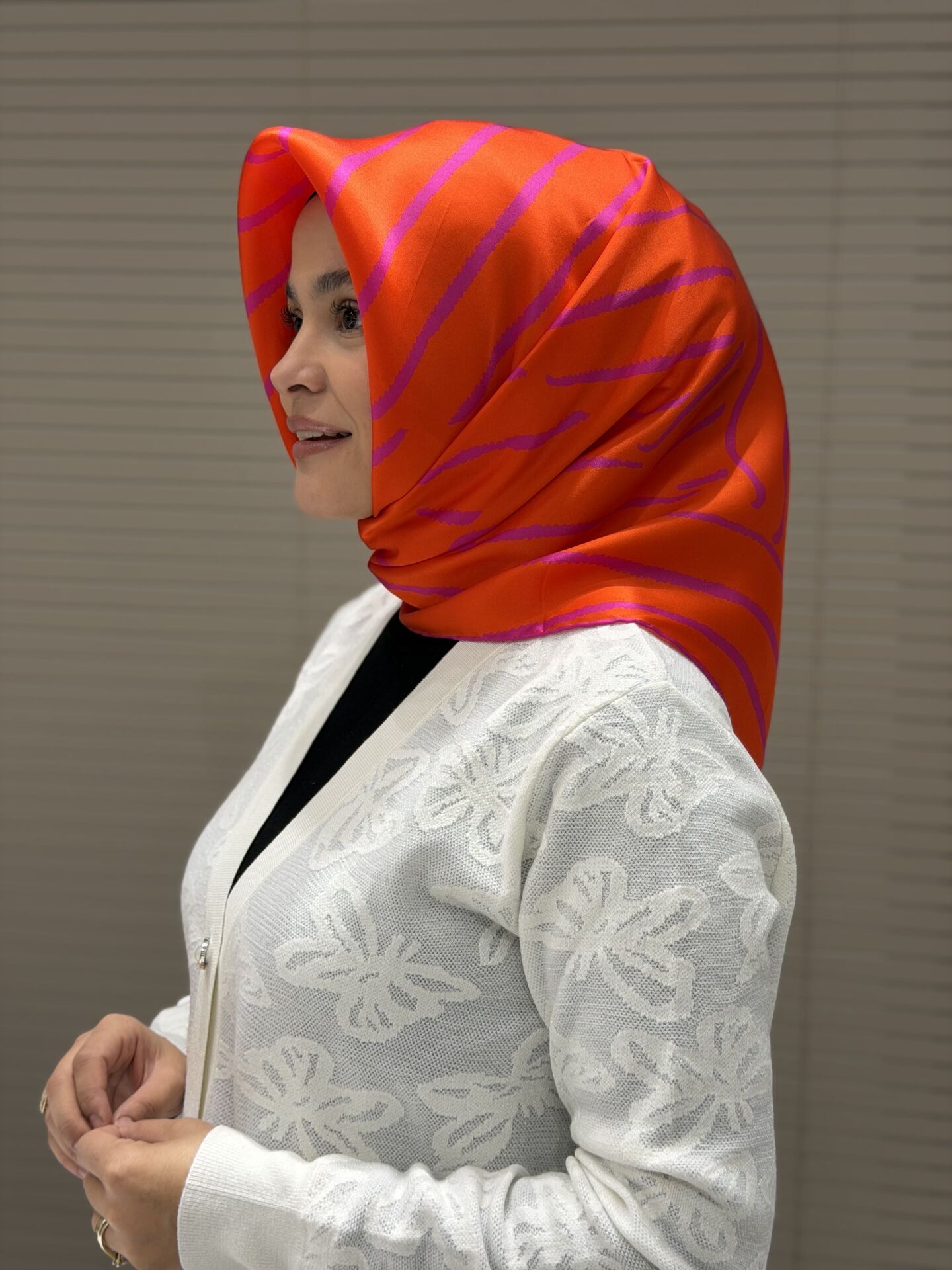 LA BOUTİQUE SURA İPEK EŞARP