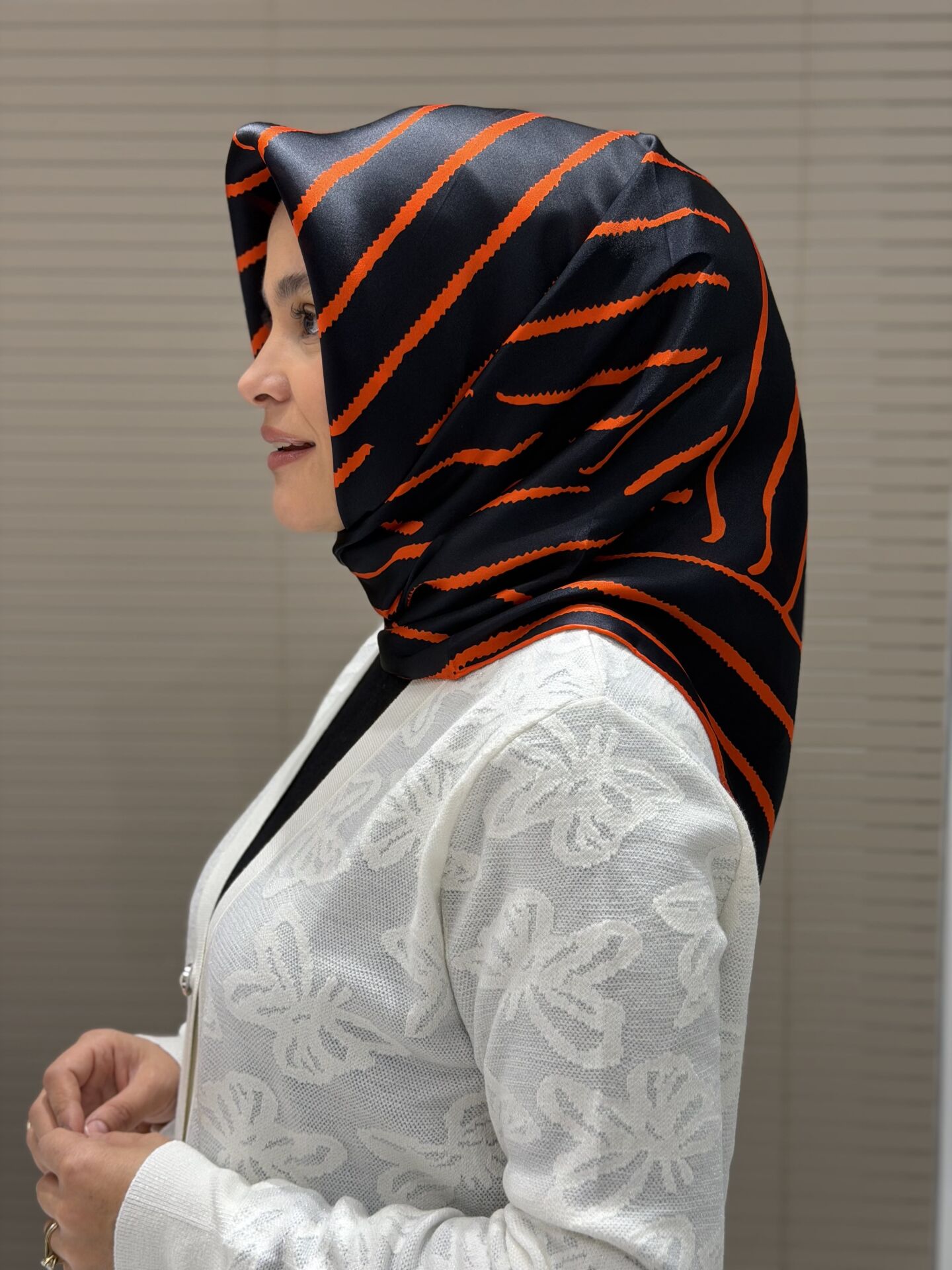 LA BOUTİQUE SURA İPEK EŞARP