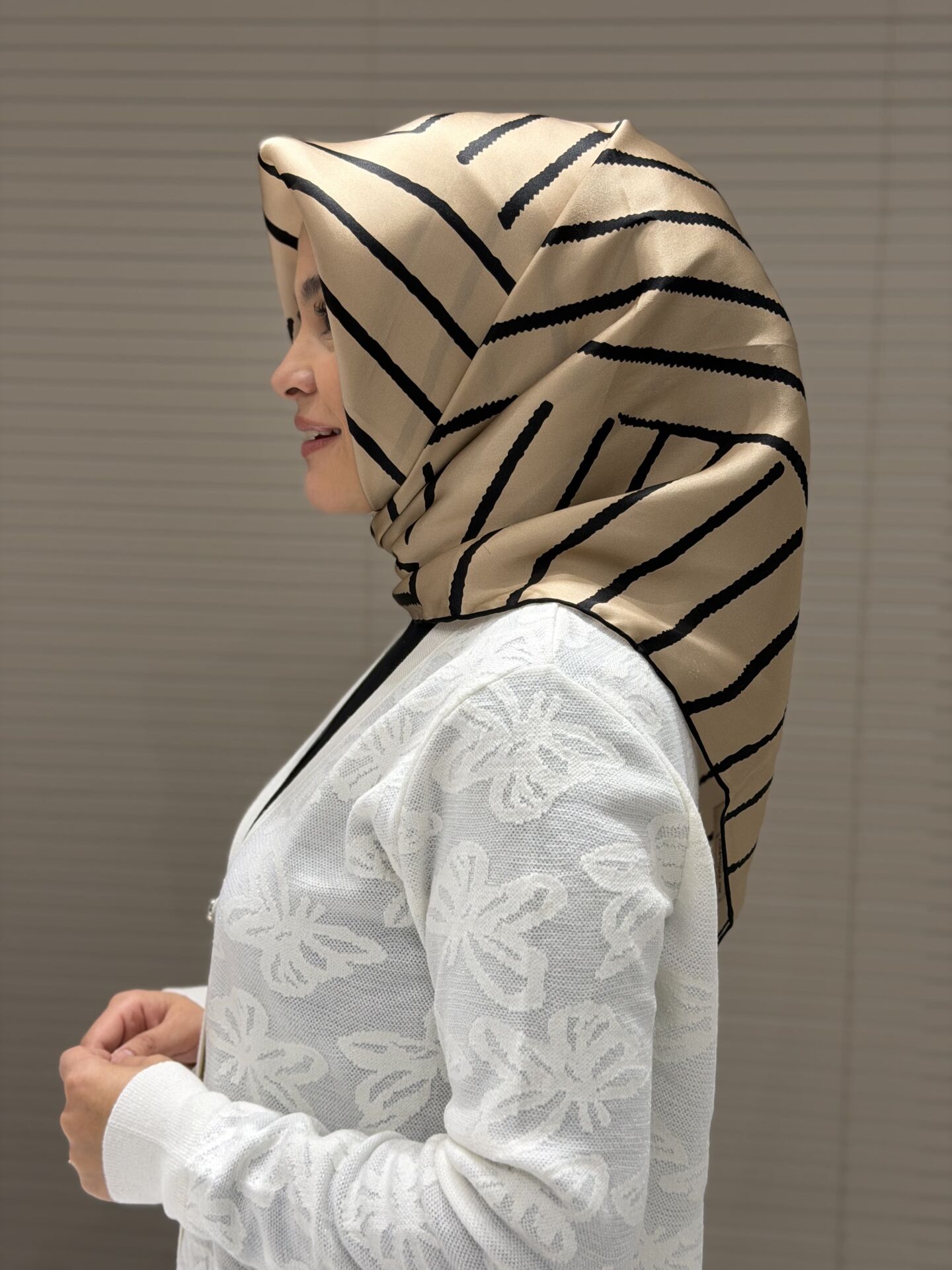 LA BOUTİQUE SURA İPEK EŞARP