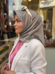AKER SURA İPEK EŞARP