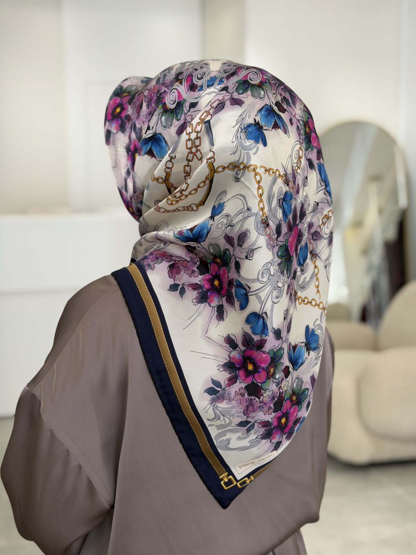 PİERRE CARDİN SURA İPEK EŞARP