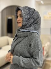 AKER SURA İPEK EŞARP