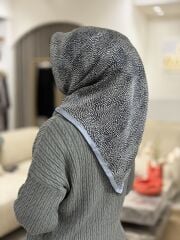 AKER SURA İPEK EŞARP