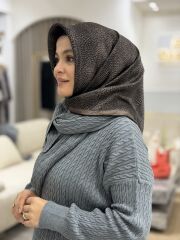 AKER SURA İPEK EŞARP