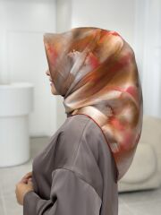 LA BOUTİQUE SURA İPEK EŞARP