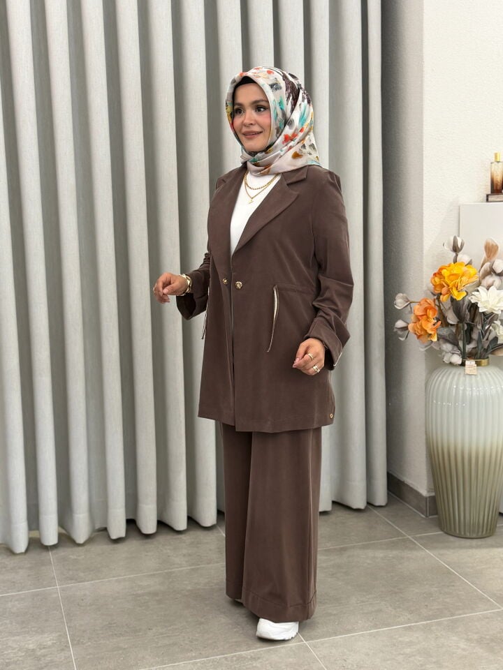 AVENNA OYSHO CEKETLİ PANTALONLU TAKIM KAHVERENGİ