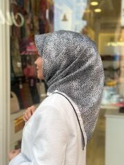 AKER SURA İPEK EŞARP