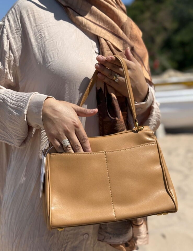 LEVİDOR İTHAL DERİ ÇANTA KAHVE