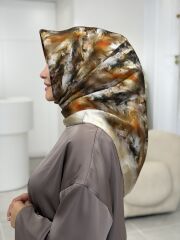 LA BOUTİQUE SURA İPEK EŞARP