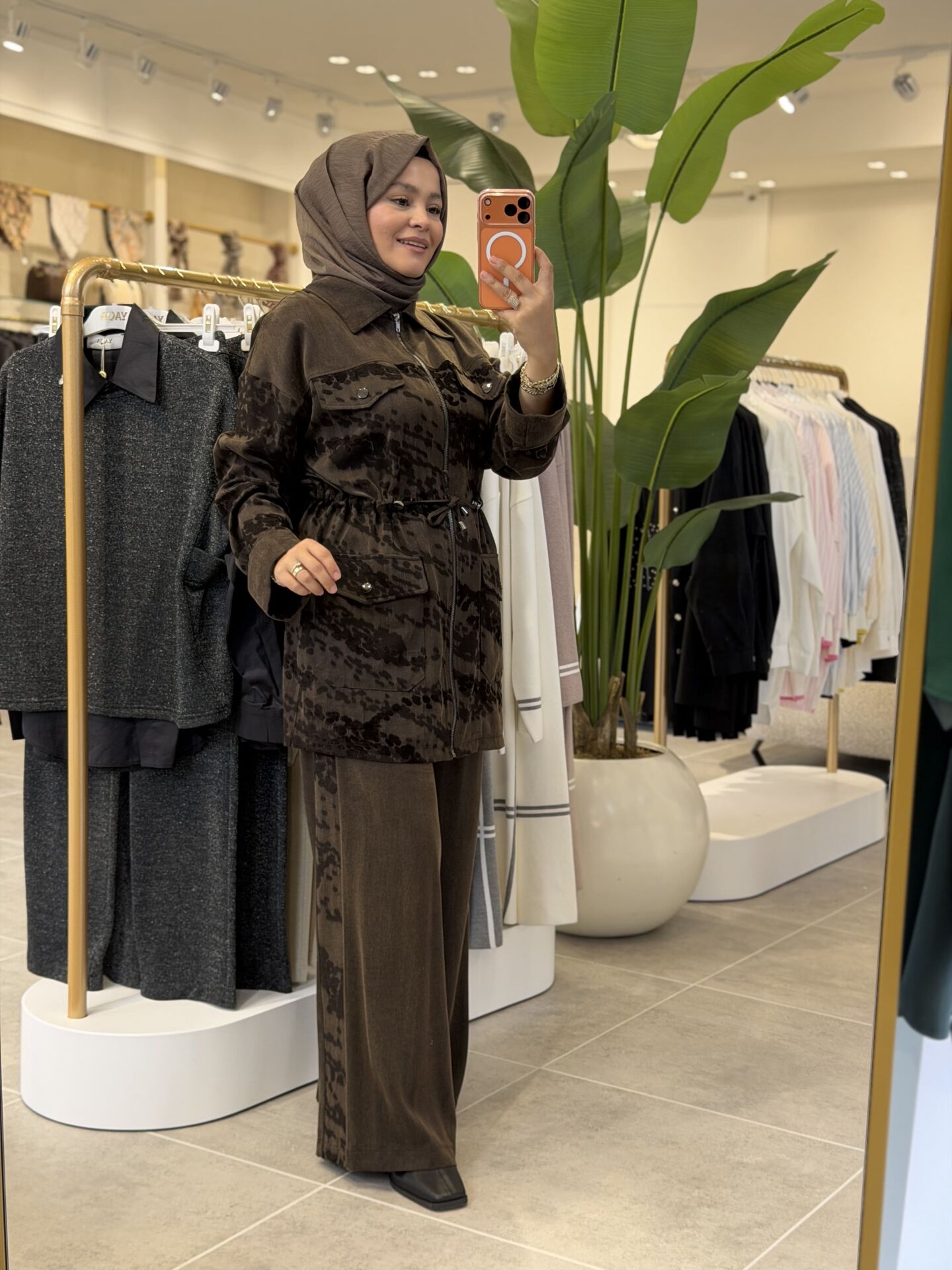 TIĞ TRİKO CUPRA NUBUK TAKIM KAHVE