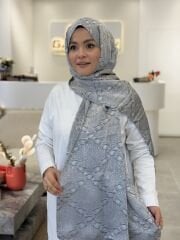 ARMANDA JAKAR ŞAL SİS GRİ