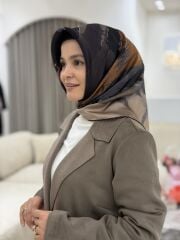 AKER SURA İPEK EŞARP