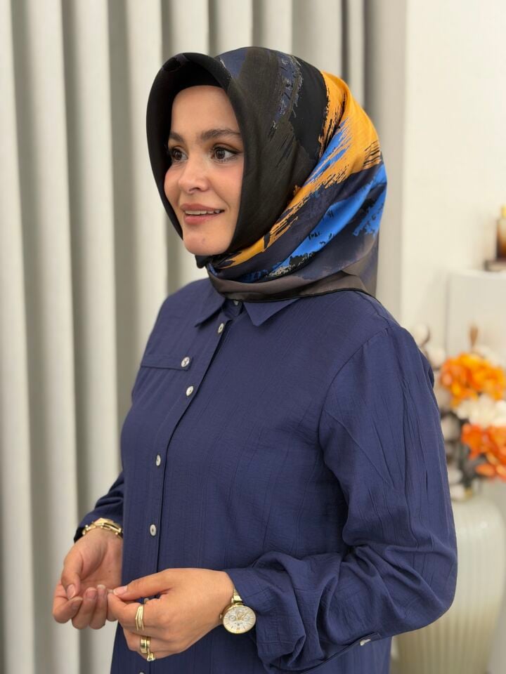 AKER SURA İPEK EŞARP