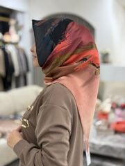 AKER SURA İPEK EŞARP