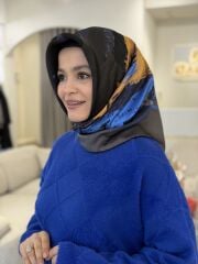 AKER SURA İPEK EŞARP