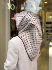 AKER SURA İPEK EŞARP