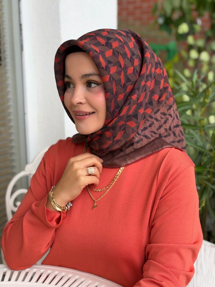YAZ/GÜZ SERİSİ EŞARP