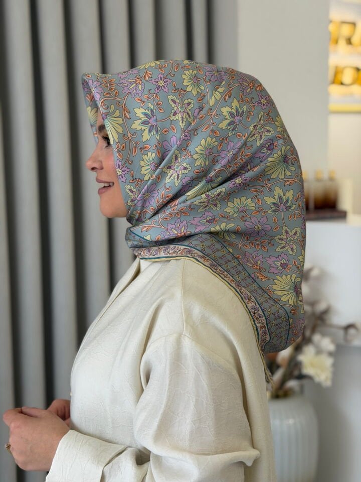 BELLİ TWİLL İPEK EŞARP