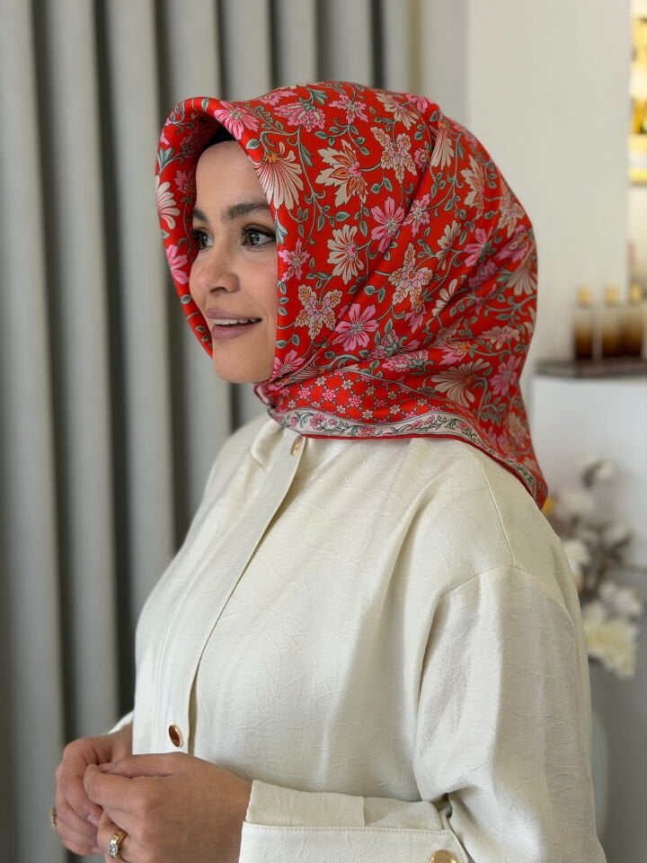 BELLİ TWİLL İPEK EŞARP