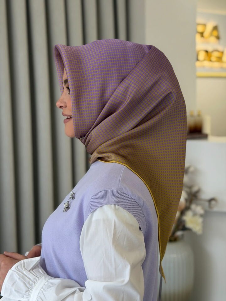 AKER SURA İPEK EŞARP