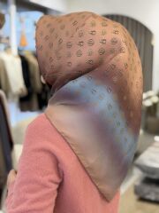 LA BOUTİQUE SURA İPEK EŞARP