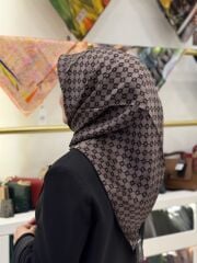 AKER SURA İPEK EŞARP
