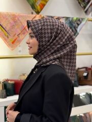AKER SURA İPEK EŞARP