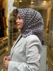 AKER SURA İPEK EŞARP