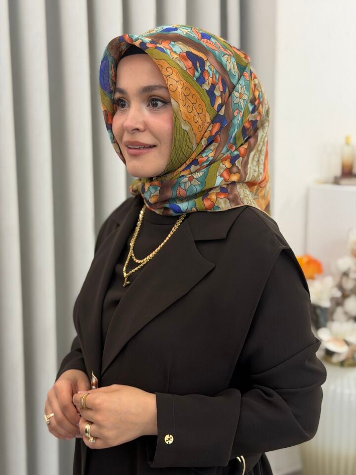 YAZ/GÜZ SERİSİ EŞARP