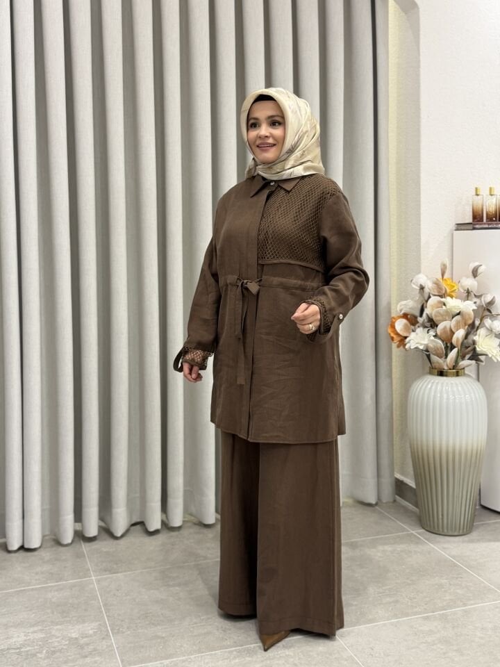 ARMİNE FİLE DETALI TENCEL PANTOLONLU TAKIM KAHVERENGİ