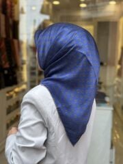 AKER SURA İPEK EŞARP