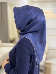 AKER SURA İPEK EŞARP