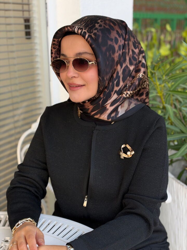 LA BOUTİQUE SURA İPEK EŞARP