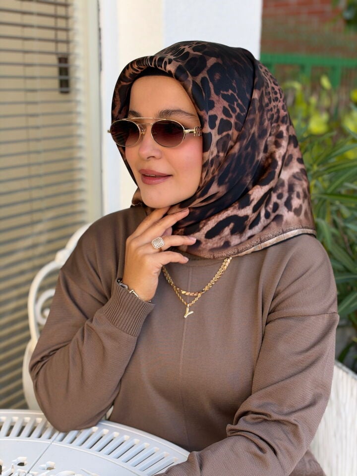 LA BOUTİQUE SURA İPEK EŞARP