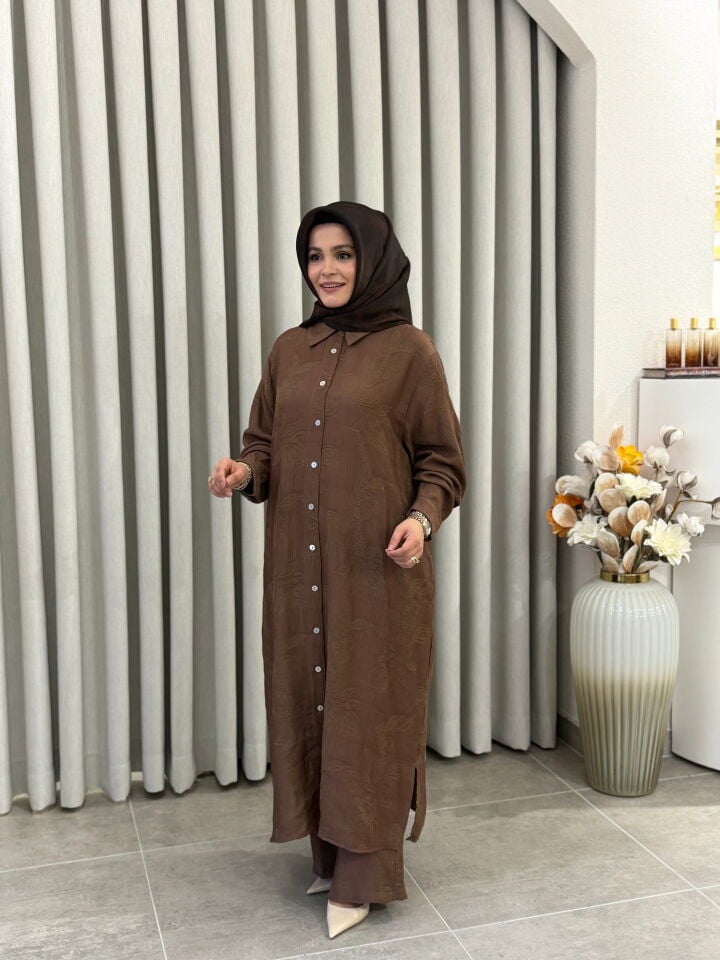 KADO DESENLİ PAMUK TENCEL PANTALONLU TAKIM KAHVE BÜYÜK BEDEN