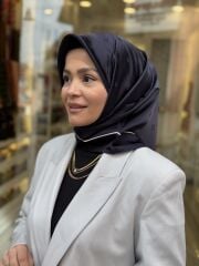 AKER SURA İPEK EŞARP