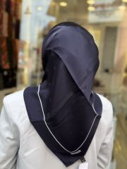 AKER SURA İPEK EŞARP