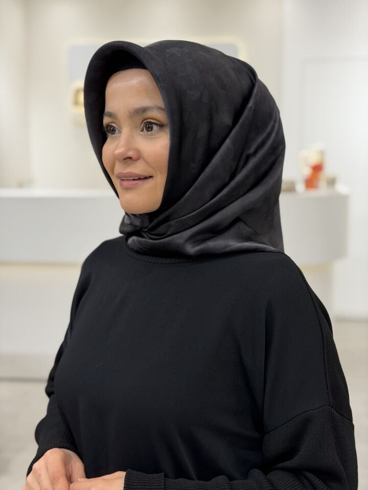 AKER SURA İPEK EŞARP BULUT DESEN