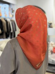 LA BOUTİQUE SURA İPEK EŞARP (ÖN SİPARİŞ)