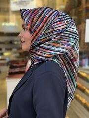 AKER SURA İPEK EŞARP