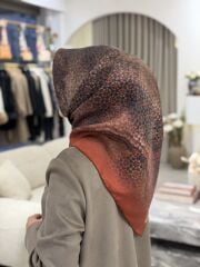 LA BOUTİQUE SURA İPEK EŞARP