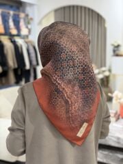 LA BOUTİQUE SURA İPEK EŞARP