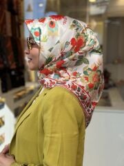 LA BOUTİQUE SURA İPEK EŞARP