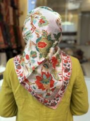 LA BOUTİQUE SURA İPEK EŞARP