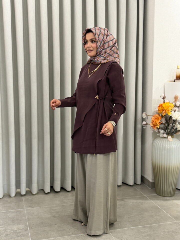 ARMİNE TREND TENCEL BROŞLU ASİMETRİK GÖMLEK BORDO