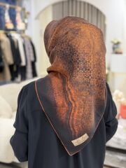 LA BOUTİQUE SURA İPEK EŞARP