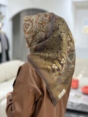 LA BOUTİQUE SURA İPEK EŞARP