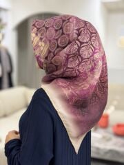 LA BOUTİQUE SURA İPEK EŞARP