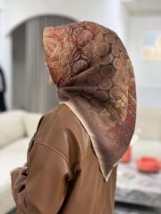 LA BOUTİQUE SURA İPEK EŞARP